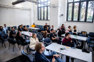 Partecipanti A Un Incontro Formativo Nell’aula Di Etiopialab